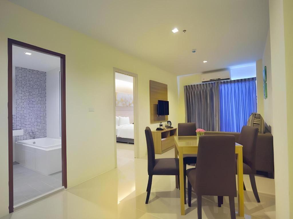 R-Con Hotel @ Siam Pattaya Exterior photo